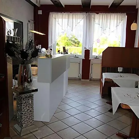 & Restaurant Blume Hotel *