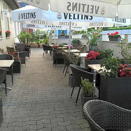 & Restaurant Blume * Wolfsburgo