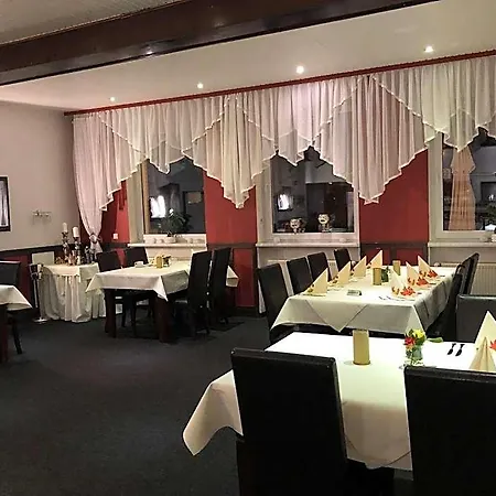 & Restaurant Blume *